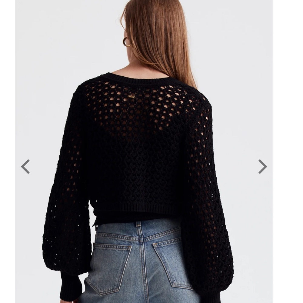 TORI CROCHET BLOUSON SLEEVE CROPPED CARDIGAN - Picture 3 of 5